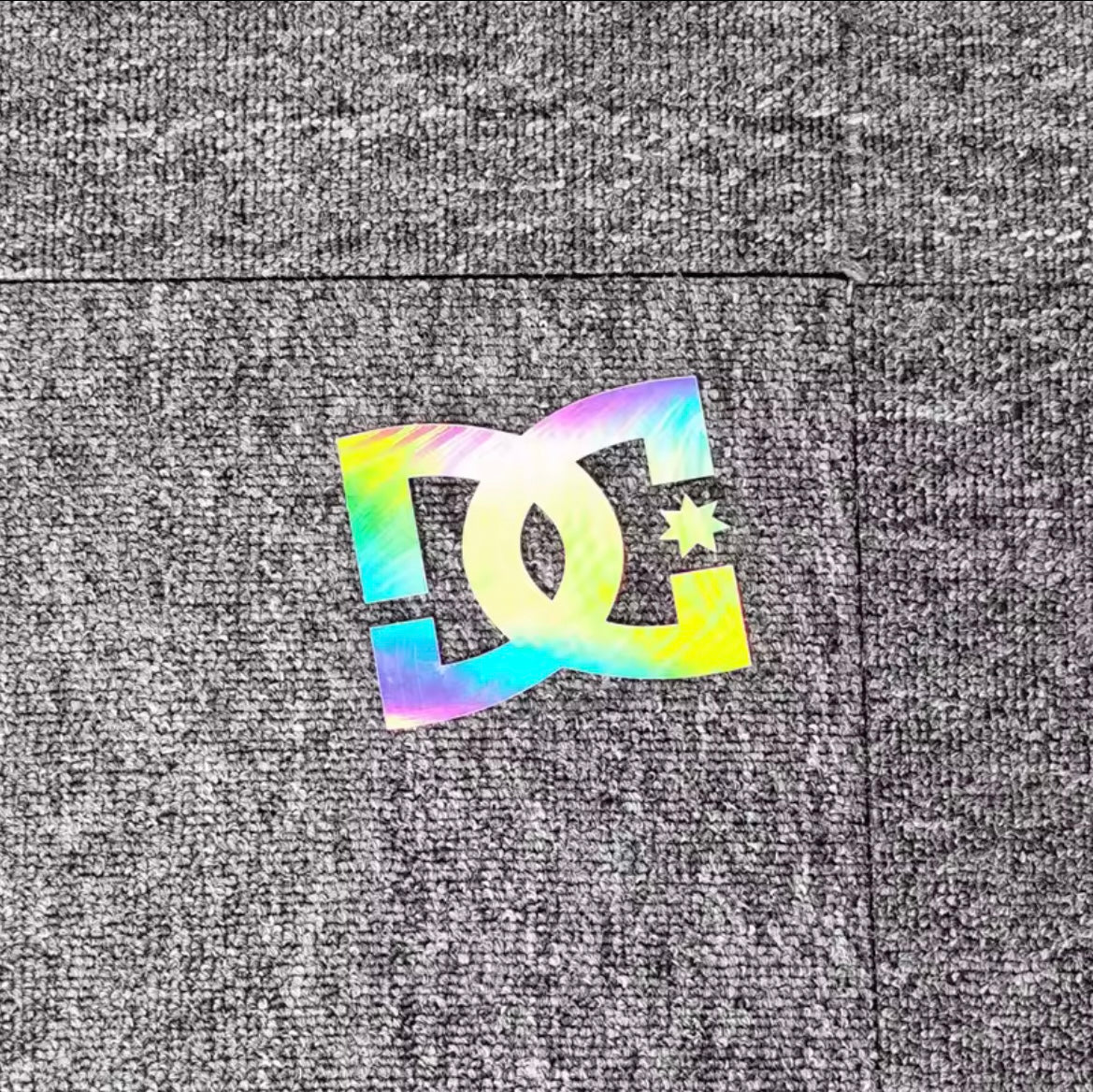 DC SHOES STICKER/DECAL 11X9 IN