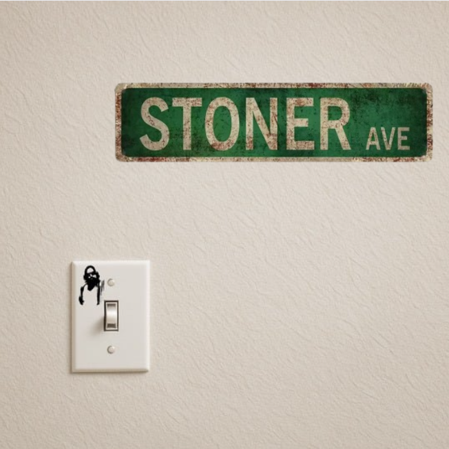 STONER AVENUE TIN SIGN (40X10 CM)